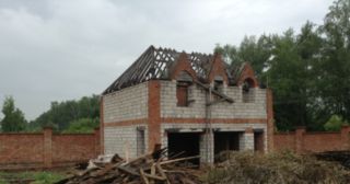 Демонтаж 2 этажного дома Азов, цена от 2600 руб.