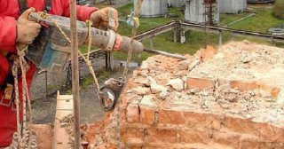 Демонтаж дымовых труб в Азове - профессиональные услуги от Сварной-Азв от 510 руб.