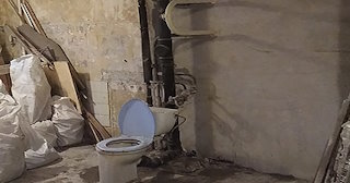 Демонтаж сантехкабины в панельном доме - цена от 1020 рублей | Сварной-Азв